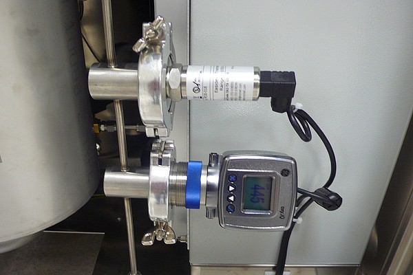 Molten Salt and Small Modular Reactor Research (SMR) in Glovebox