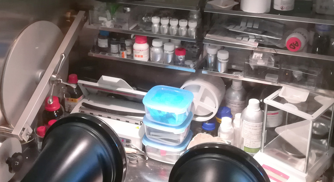 Inert Gas Protected Processes in Glovebox