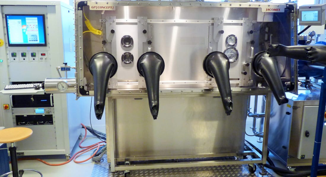 Glove Boxes for OPVs Applications