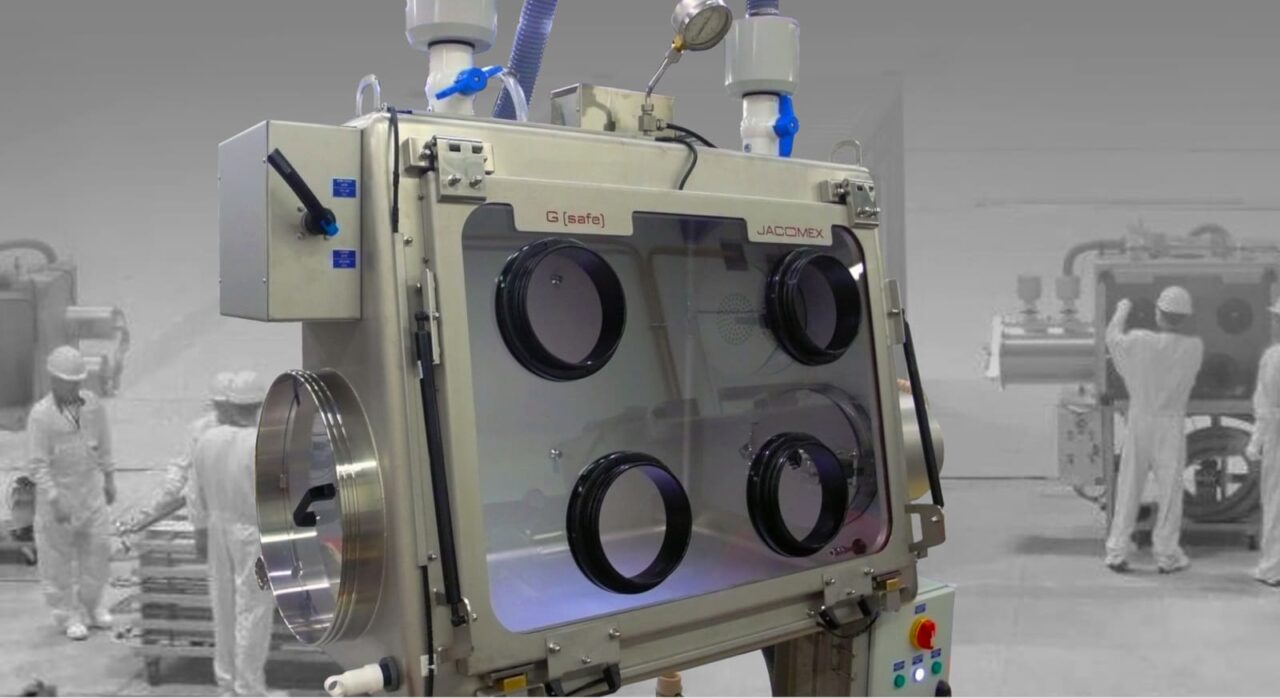 Nuclear Glove Boxes and Isolators Nuclear Applications