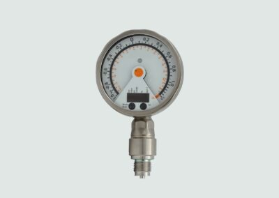 Electronic pressure gauge