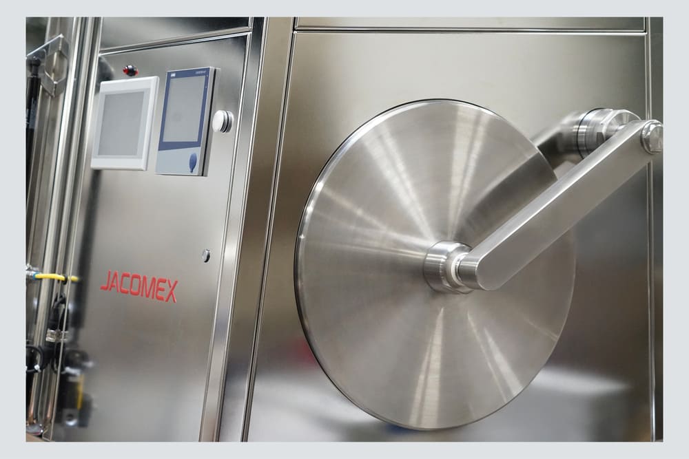 Jacomex-automatic-doors-inox